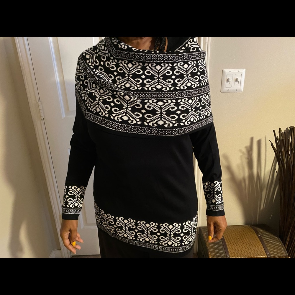 “Lety & Me” Black & White Long Sleeve SweaterDress